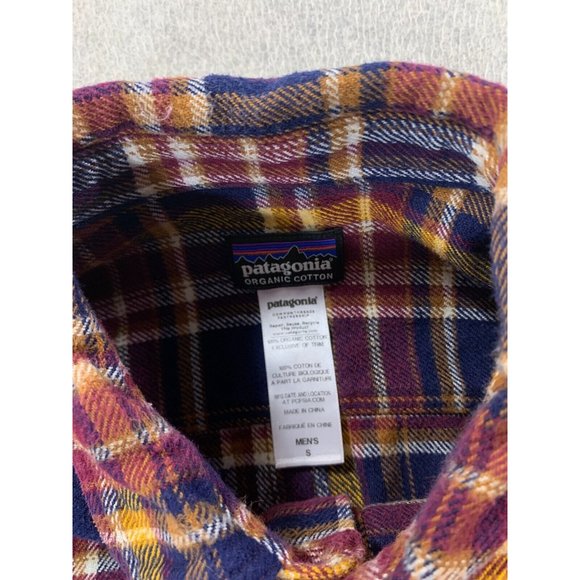 Patagonia FJORD Flannel Long Sleeve Cotton Button Down Shirt (Men's‎ Small) Red - Picture 3 of 11